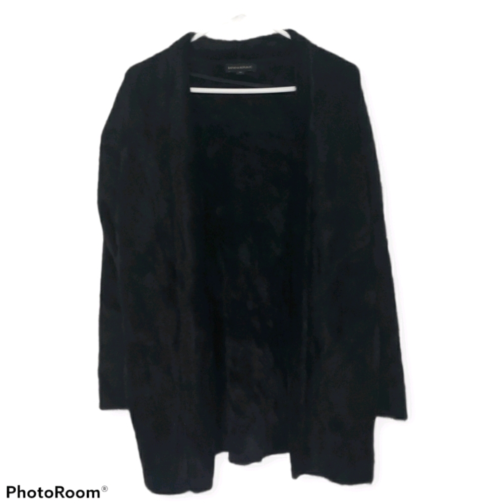 Banana Republic eyelash sweater with pockets